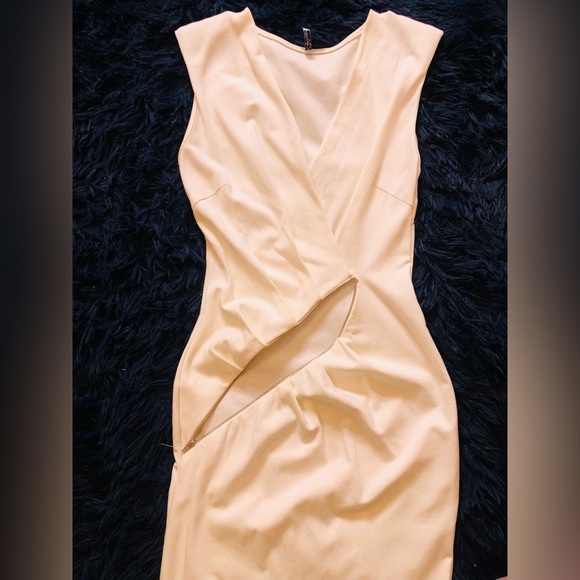 Cefian Front Ruched & Wrap Detail, Ruffle lace Hem Bodycon Dress. Size S - Picture 8 of 8